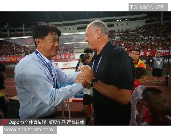 最淳朴的足球明星背后的故事与奋斗历程揭秘 最淳朴的足球明星背后的故事与奋斗历程揭秘