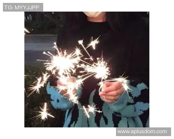 足球明星头像跨年图片展现新年祝福与激情瞬间的完美结合 足球明星头像跨年图片展现新年祝福与激情瞬间的完美结合